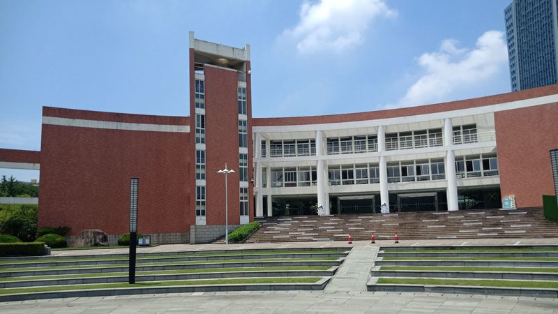 PCB电路板定制，价格背后的考量因素