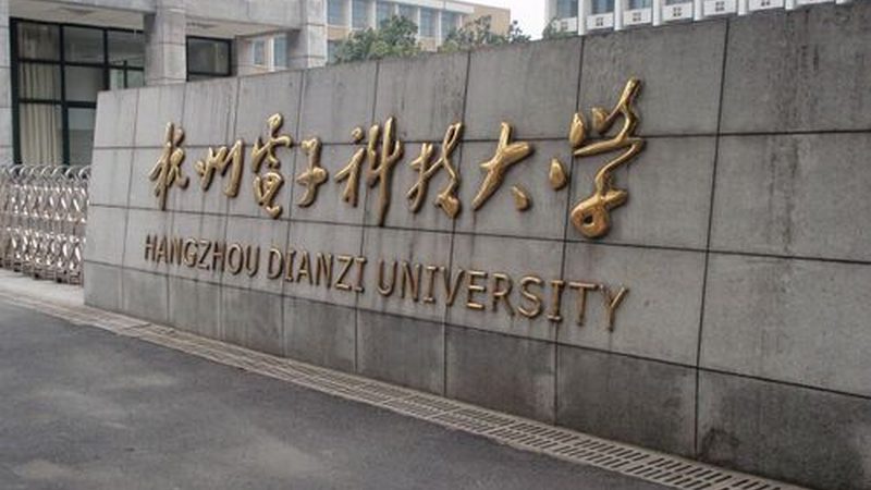 连接器：电子设备中的“桥梁”，如何选择合适的厂家？**